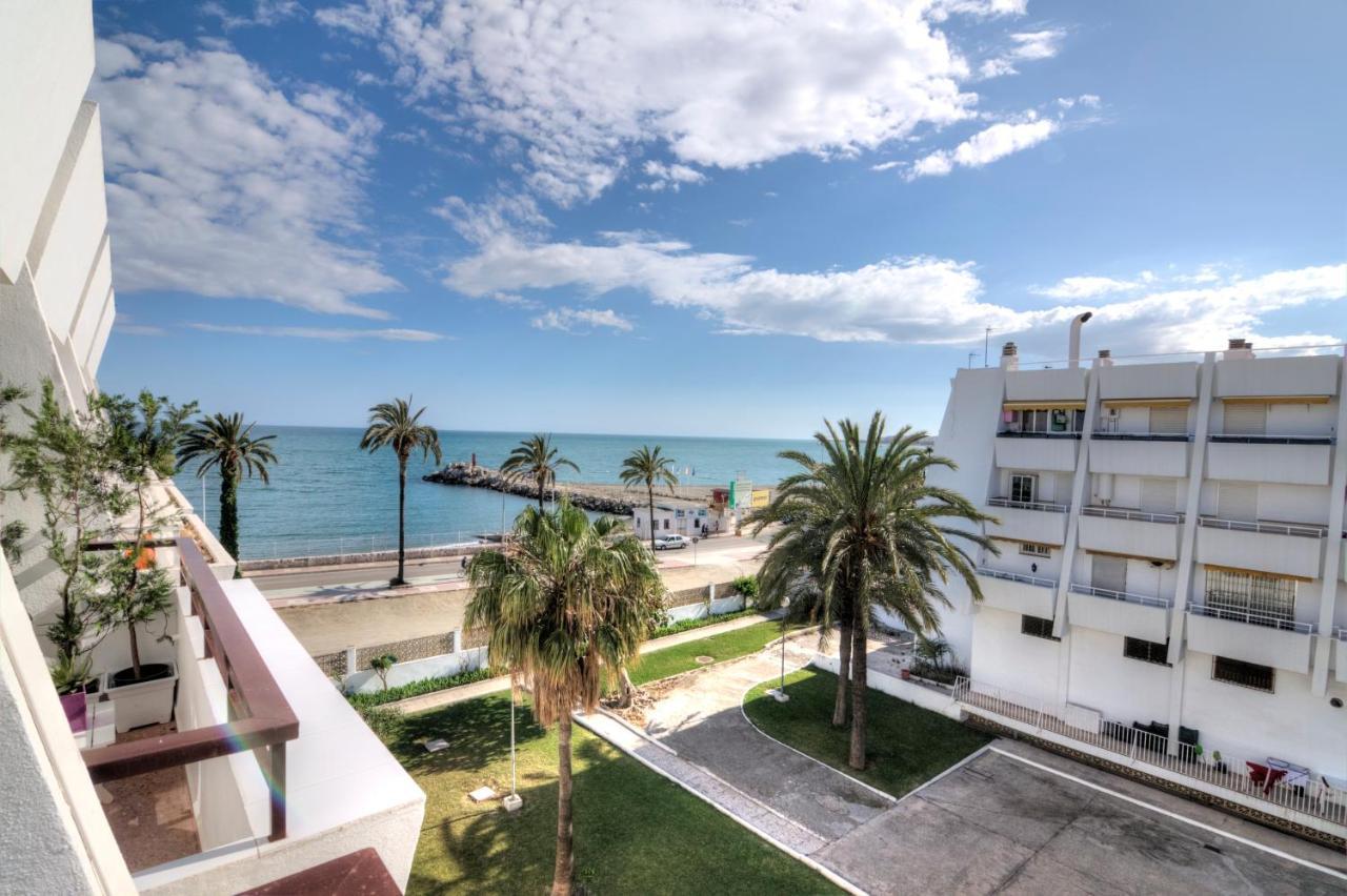 Paradise Beach Apartment Caleta De Velez Ngoại thất bức ảnh