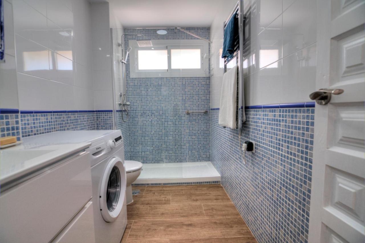 Paradise Beach Apartment Caleta De Velez Ngoại thất bức ảnh